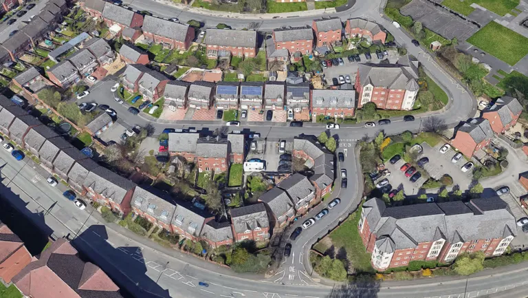 Cheetham Hill: Armed police called after attempted knife-point robbery leaves woman with hand injury